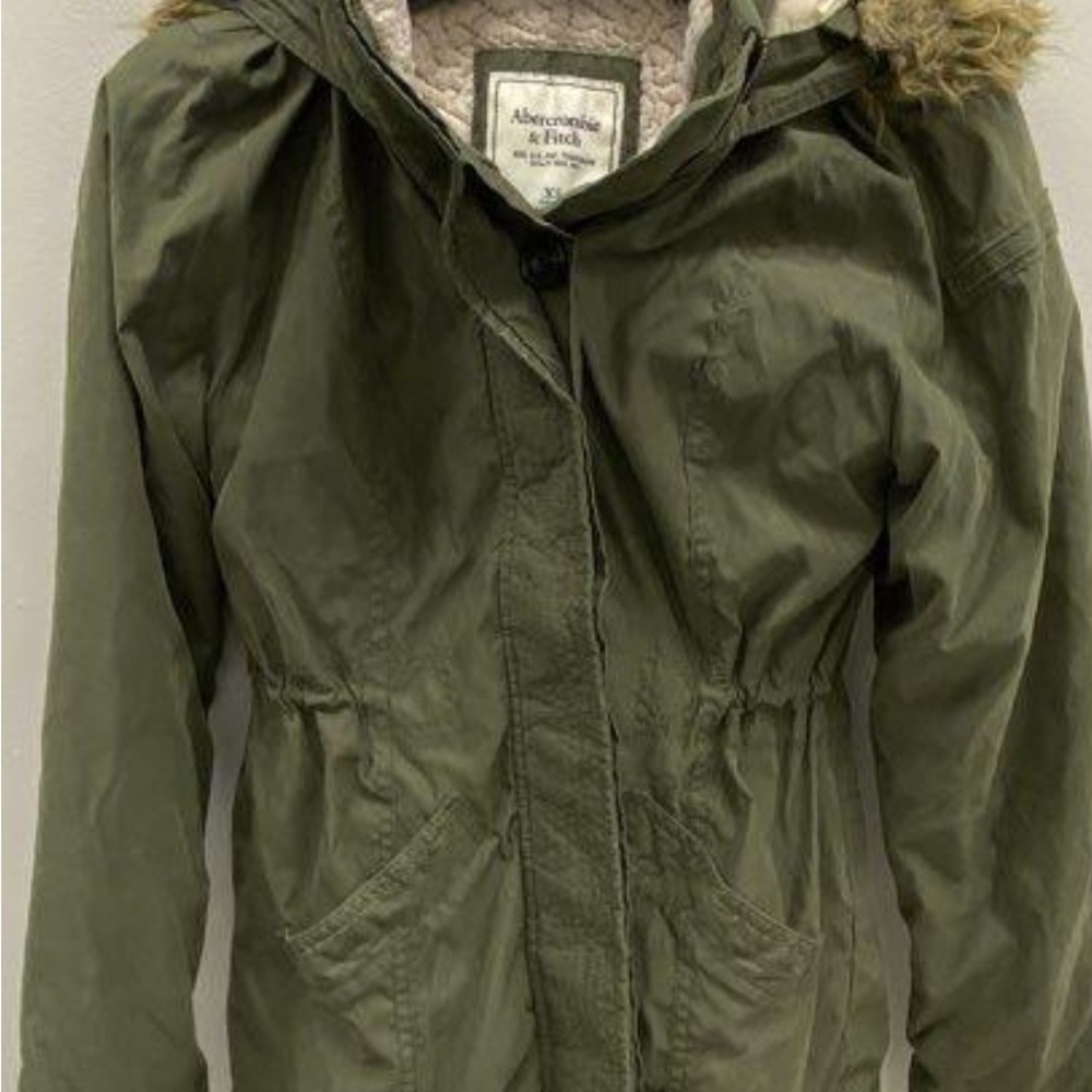Abercrombie & Fitch Women’s Green Sherpa-Lined Jacket, XSmall